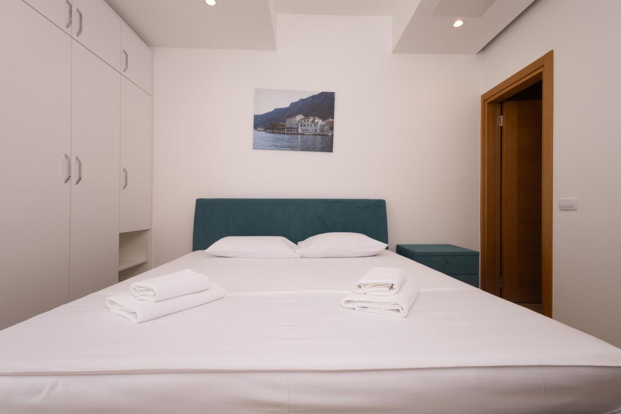 Panorama Bay Luxury Apartments Котор Экстерьер фото