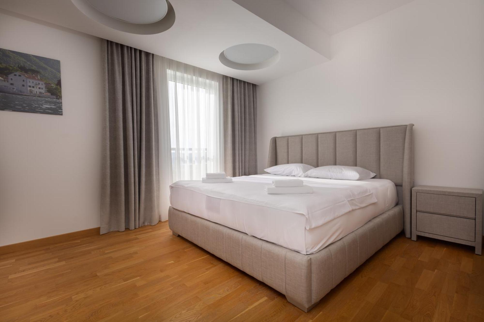 Panorama Bay Luxury Apartments Котор Экстерьер фото