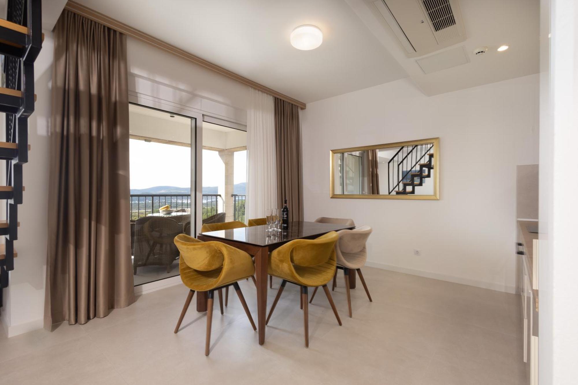 Panorama Bay Luxury Apartments Котор Экстерьер фото