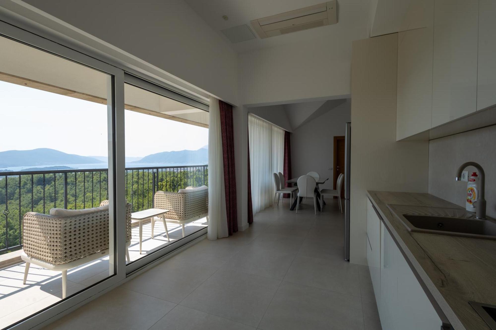 Panorama Bay Luxury Apartments Котор Экстерьер фото