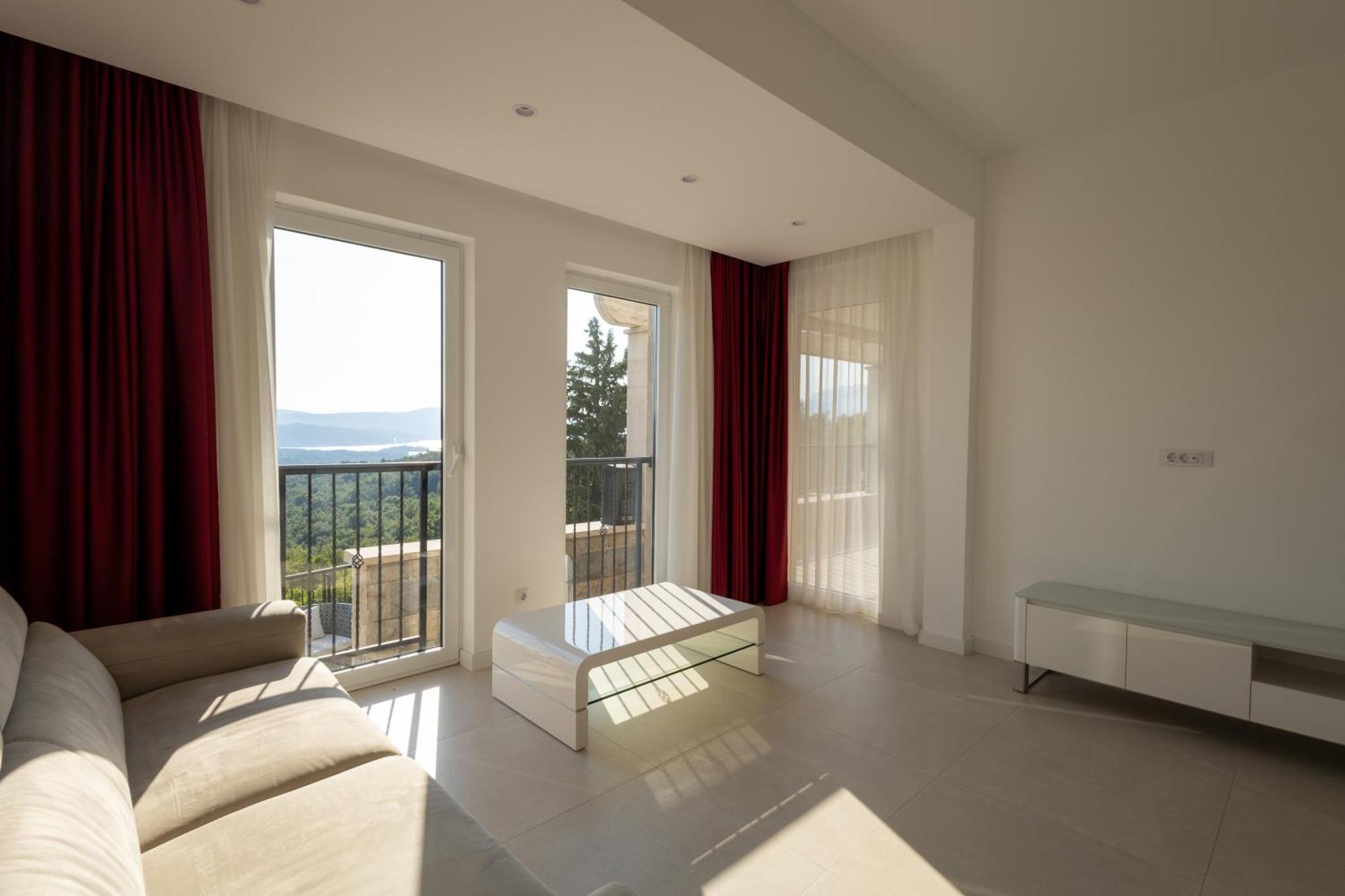 Panorama Bay Luxury Apartments Котор Экстерьер фото